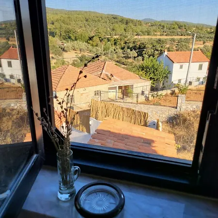 Stone House With Pool - Entire Floor 아파트