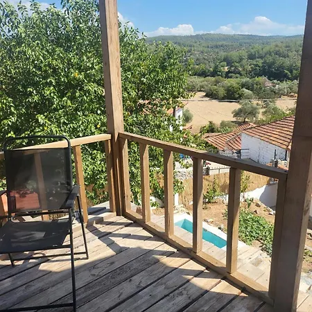 Stone House With Pool - Entire Floor 무글라